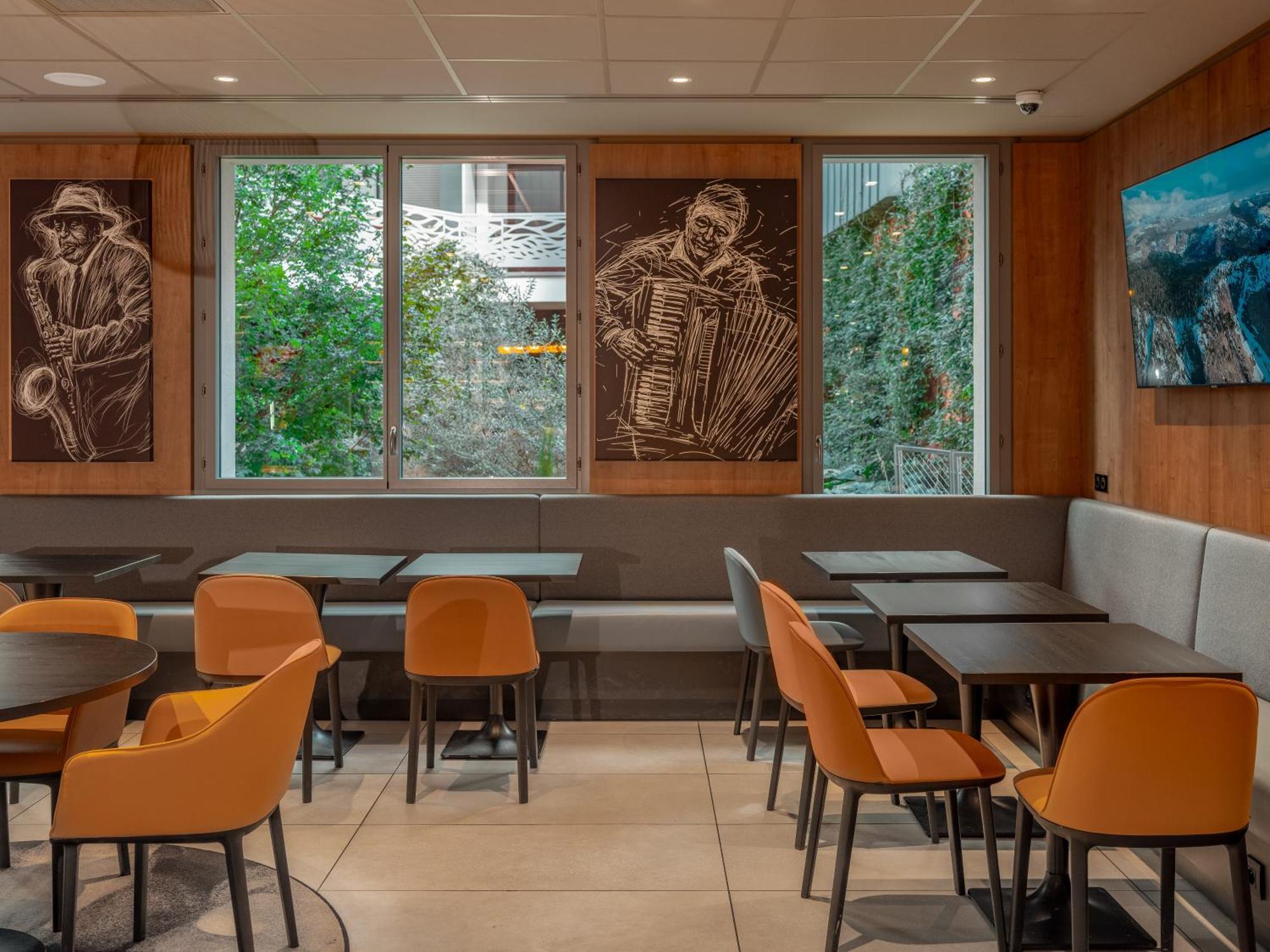Ibis Gare Montparnasse Catalogne Parigi