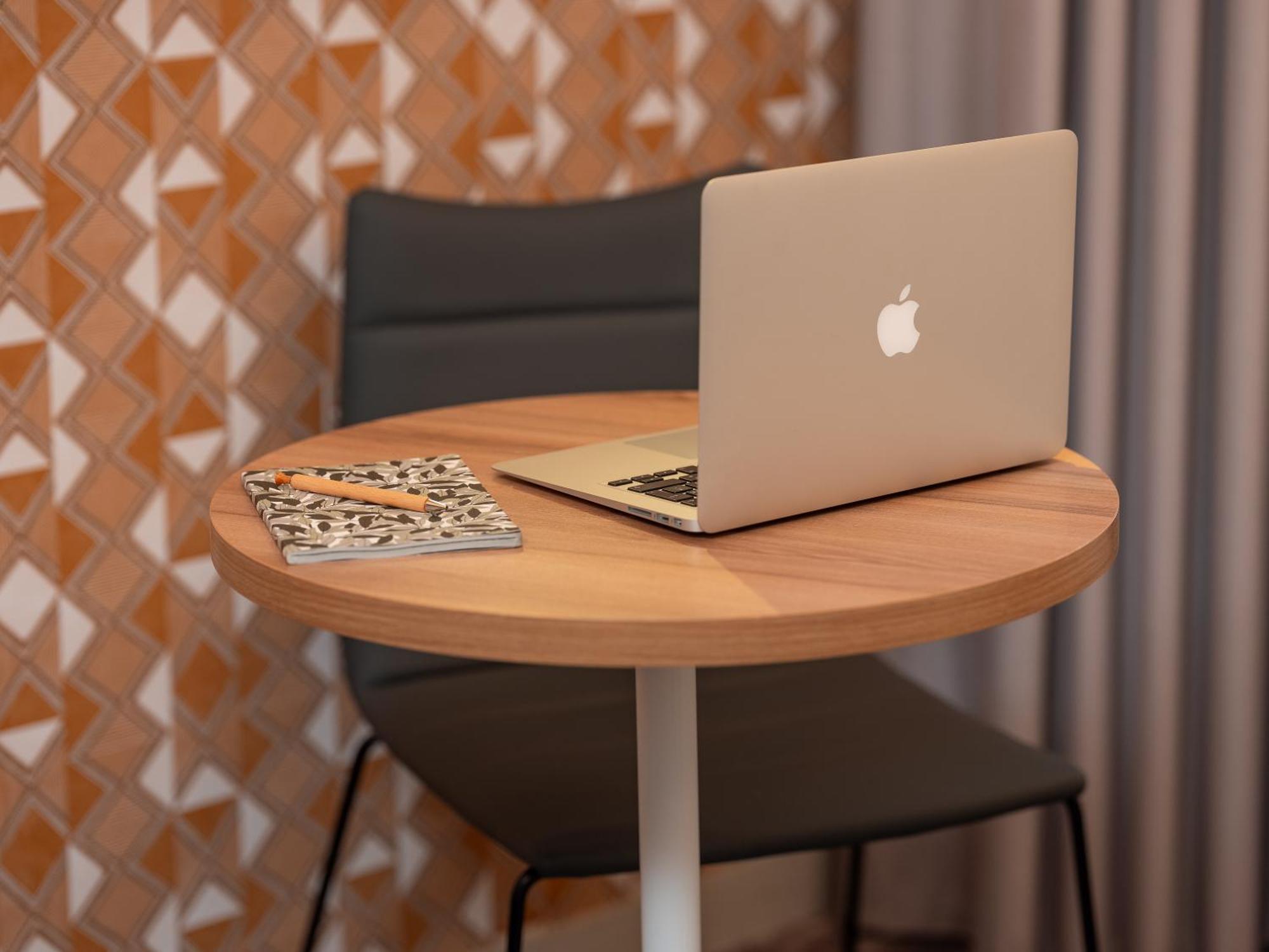 Ibis Gare Montparnasse Catalogne Hotel Paris