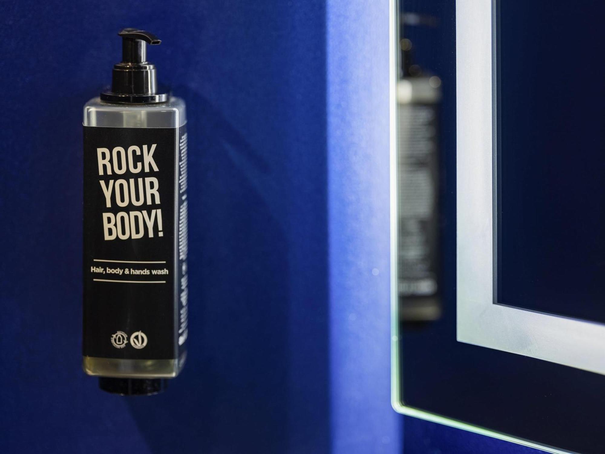 Hotel Ibis Gare Montparnasse Catalogne 3*